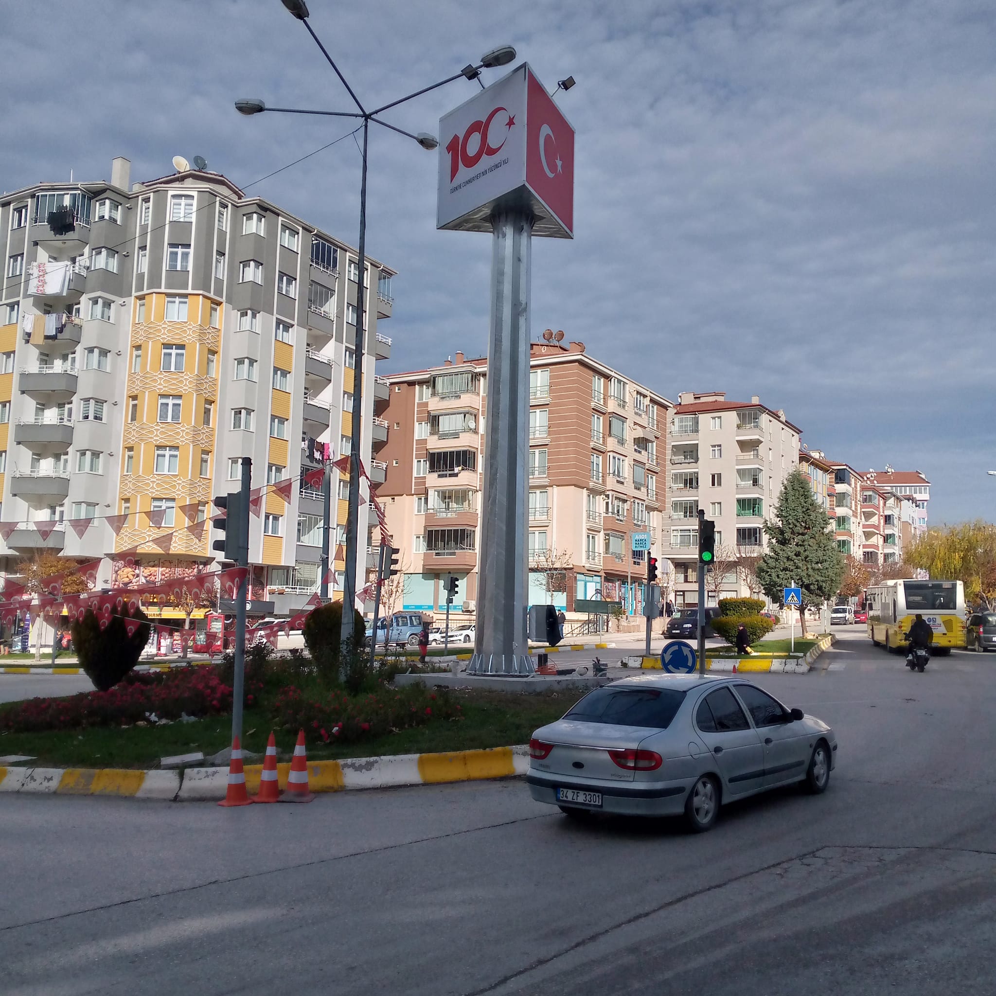 Arus Enerji totem kule şehir uygulaması